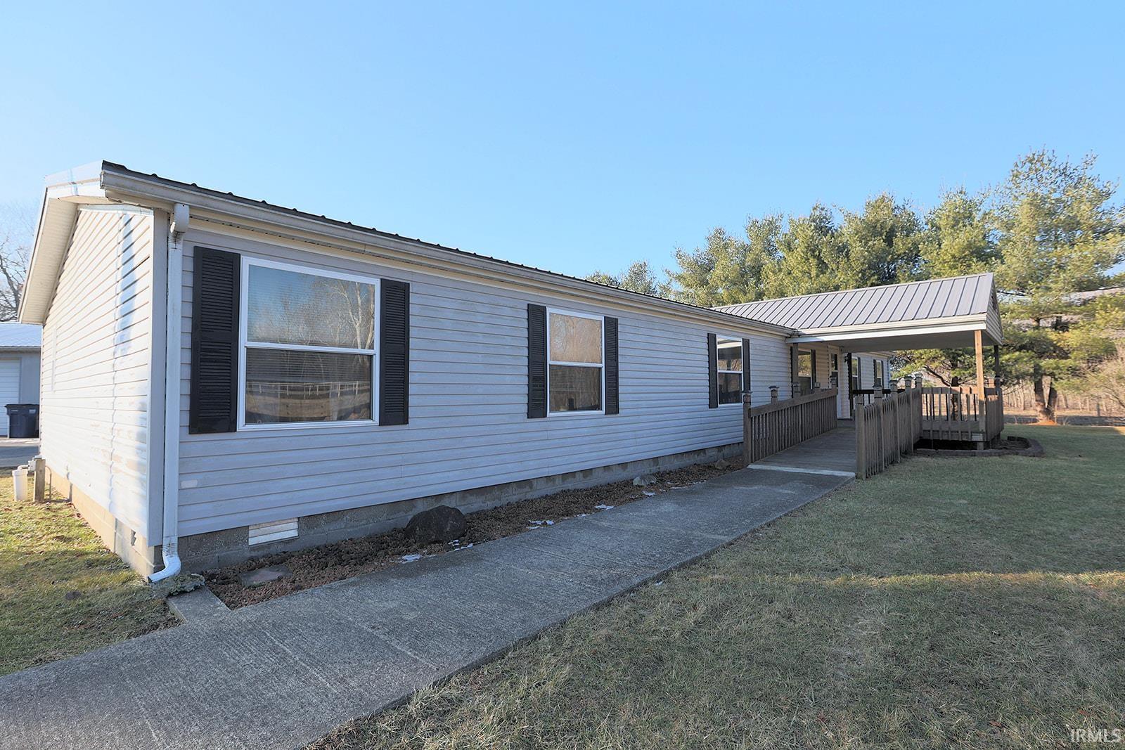 519 West McKeever Road Andrews, IN 46702 - Photo 4 of 33 Gallery Image 4