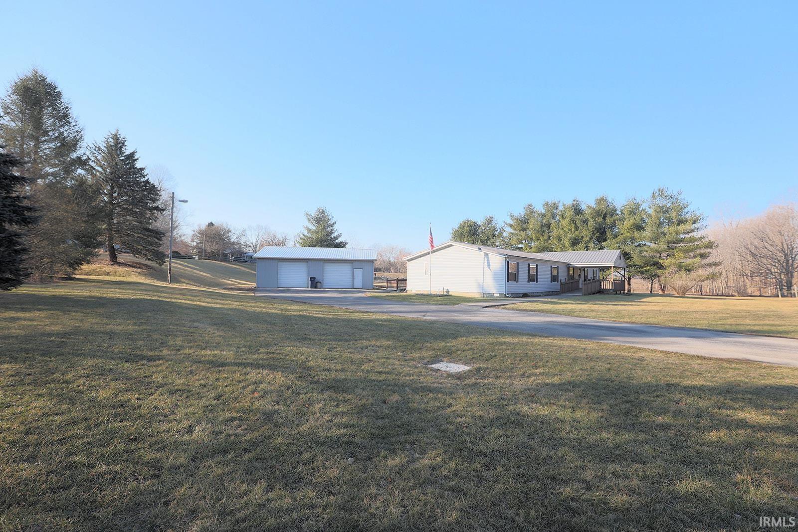 519 West McKeever Road Andrews, IN 46702 - Photo 5 of 33 Gallery Image 5