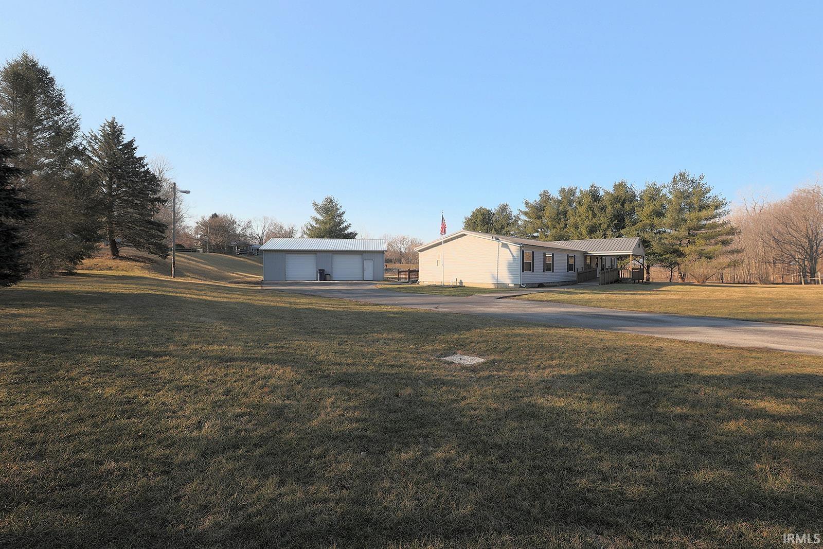 519 West McKeever Road Andrews, IN 46702 - Photo 6 of 33 Gallery Image 6