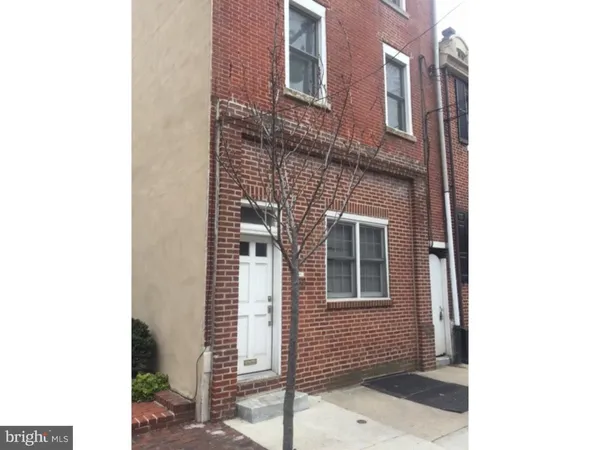 $1,595 | 238 Catharine Street, Unit 2, Philadelphia, PA 19147