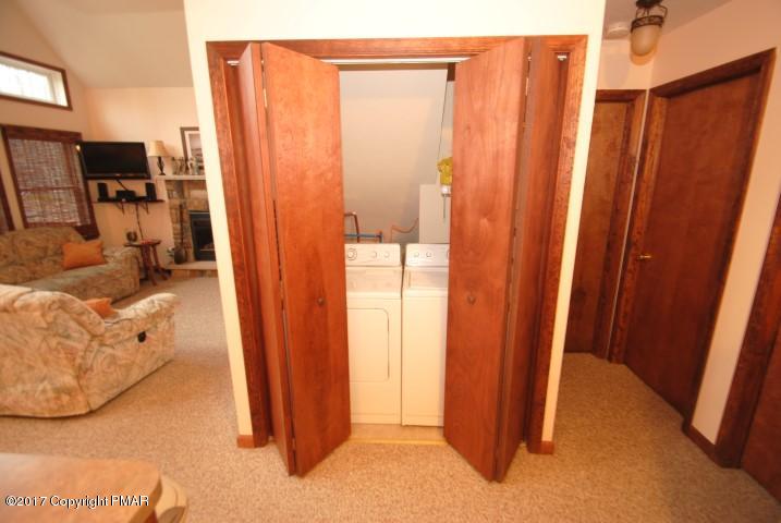 256 Selig Road Pocono Lake, PA 18347 - Photo 11 of 27 Laundry