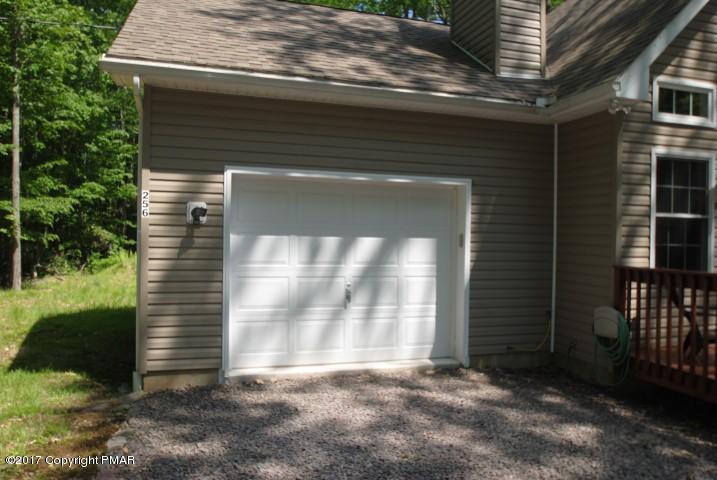 256 Selig Road Pocono Lake, PA 18347 - Photo 20 of 27 Garage