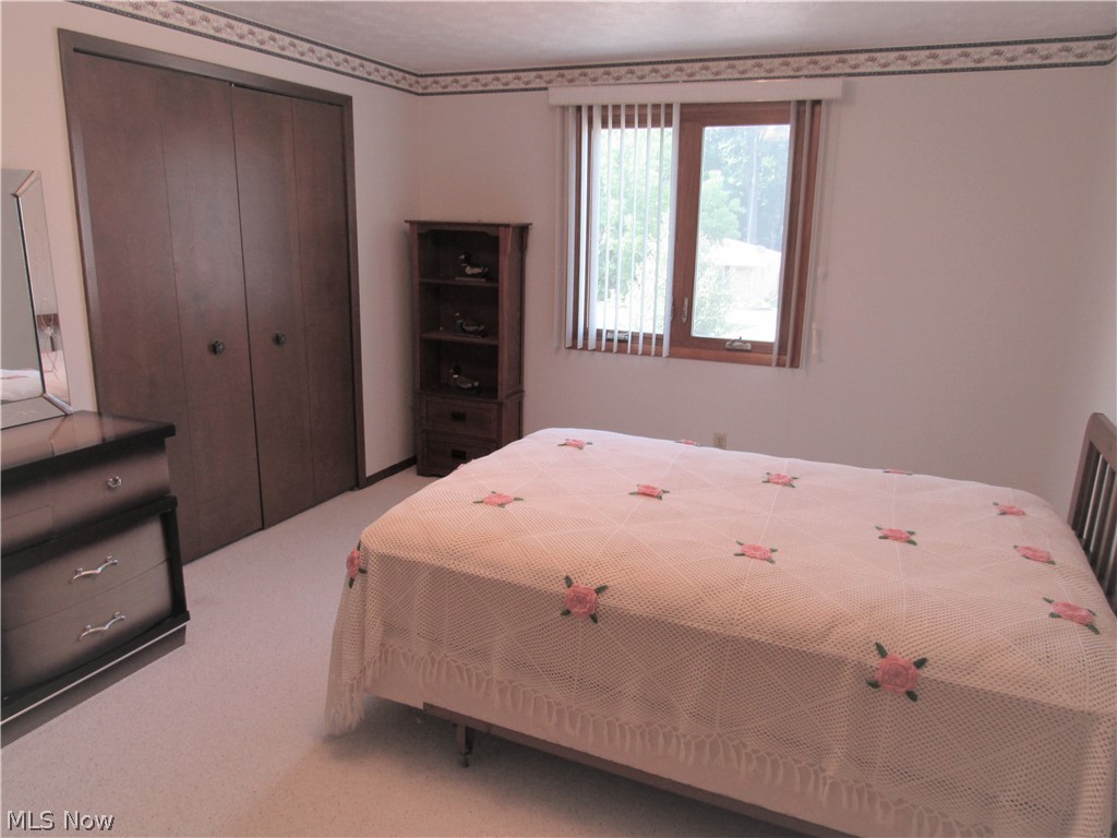 6525 Elmdale Road Cleveland, OH 44130 - Photo 16 of 21