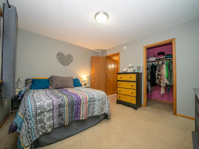 $309,999 | 504 Southwest 11th Avenue, Rice, MN 56367