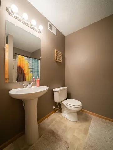 $309,999 | 504 Southwest 11th Avenue, Rice, MN 56367