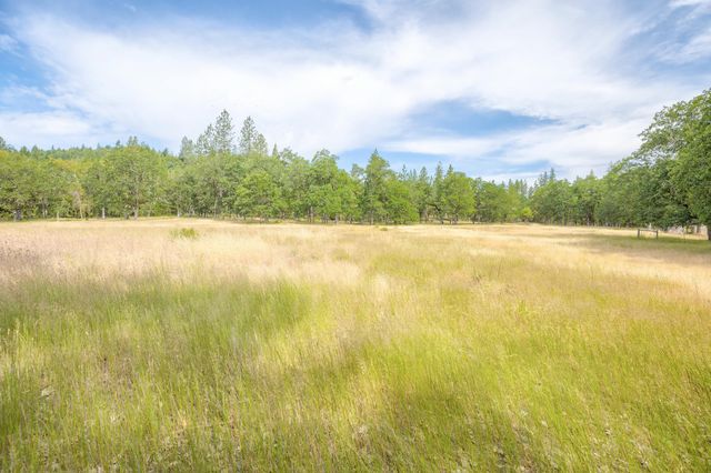 $225,000 | Livingston Way, Grants Pass, OR 97526
