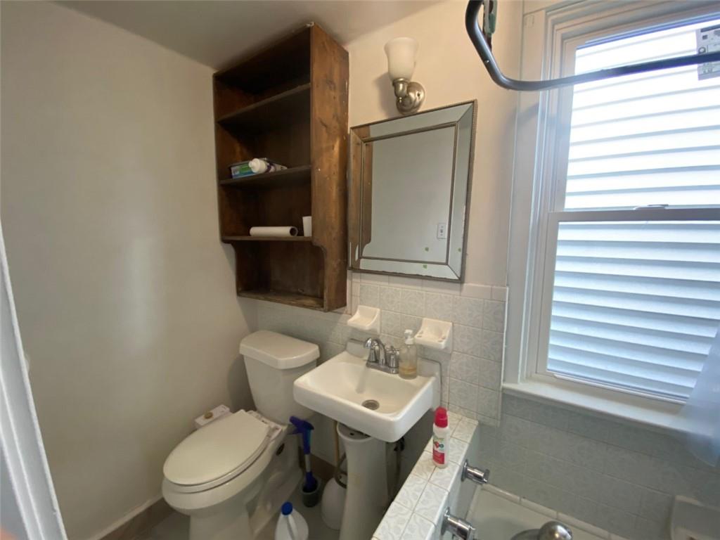 231 Union Street Pittsburgh, PA 15221 - Photo 14 of 23