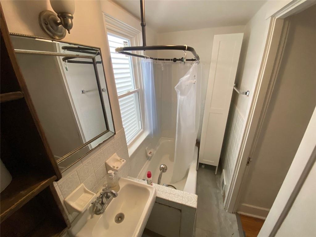 231 Union Street Pittsburgh, PA 15221 - Photo 15 of 23