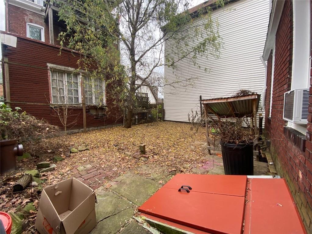 231 Union Street Pittsburgh, PA 15221 - Photo 2 of 23