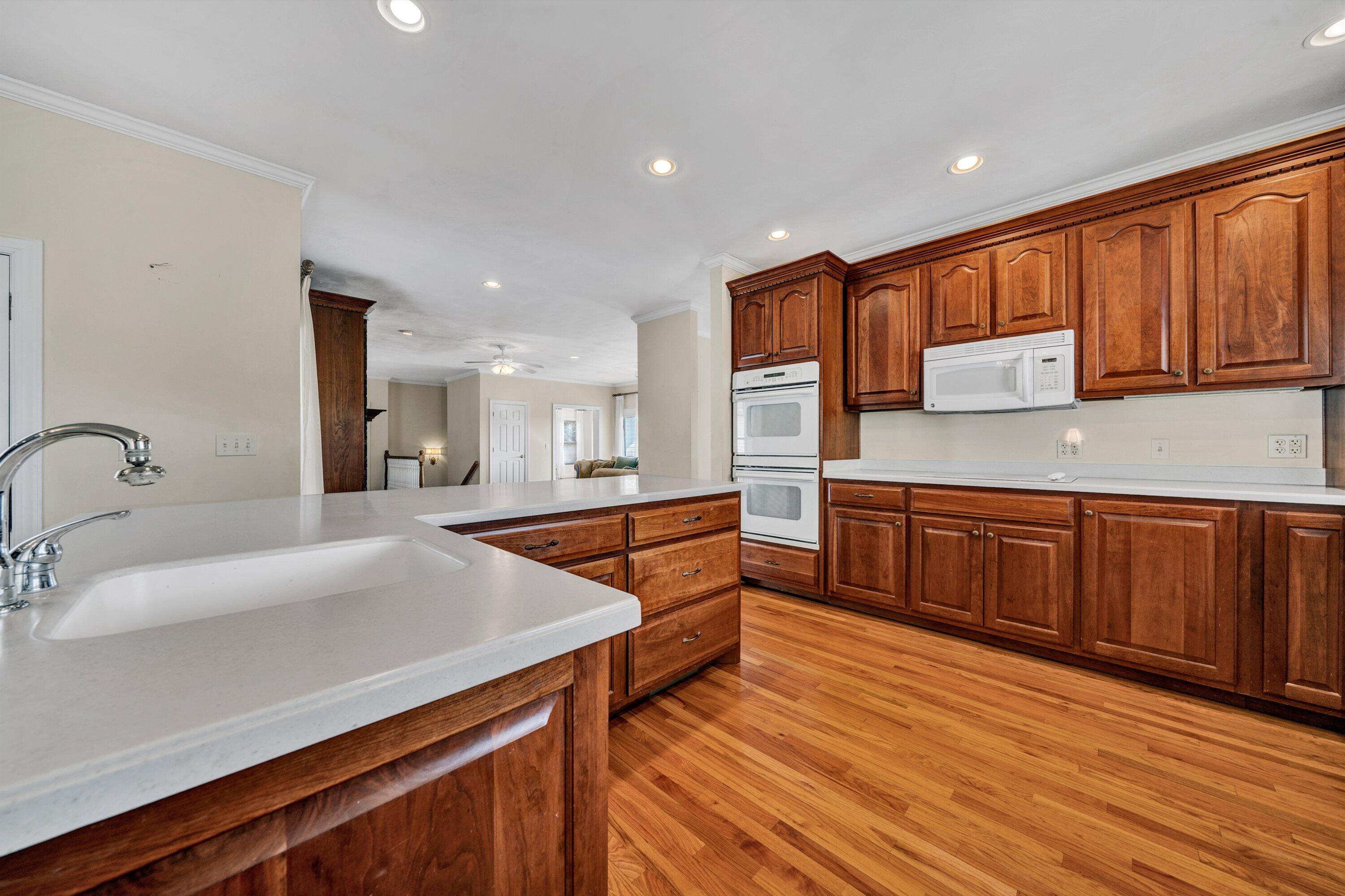 922 West Wind Road Fincastle, VA 24090 - Photo 16 of 85 16-Kitchen 5