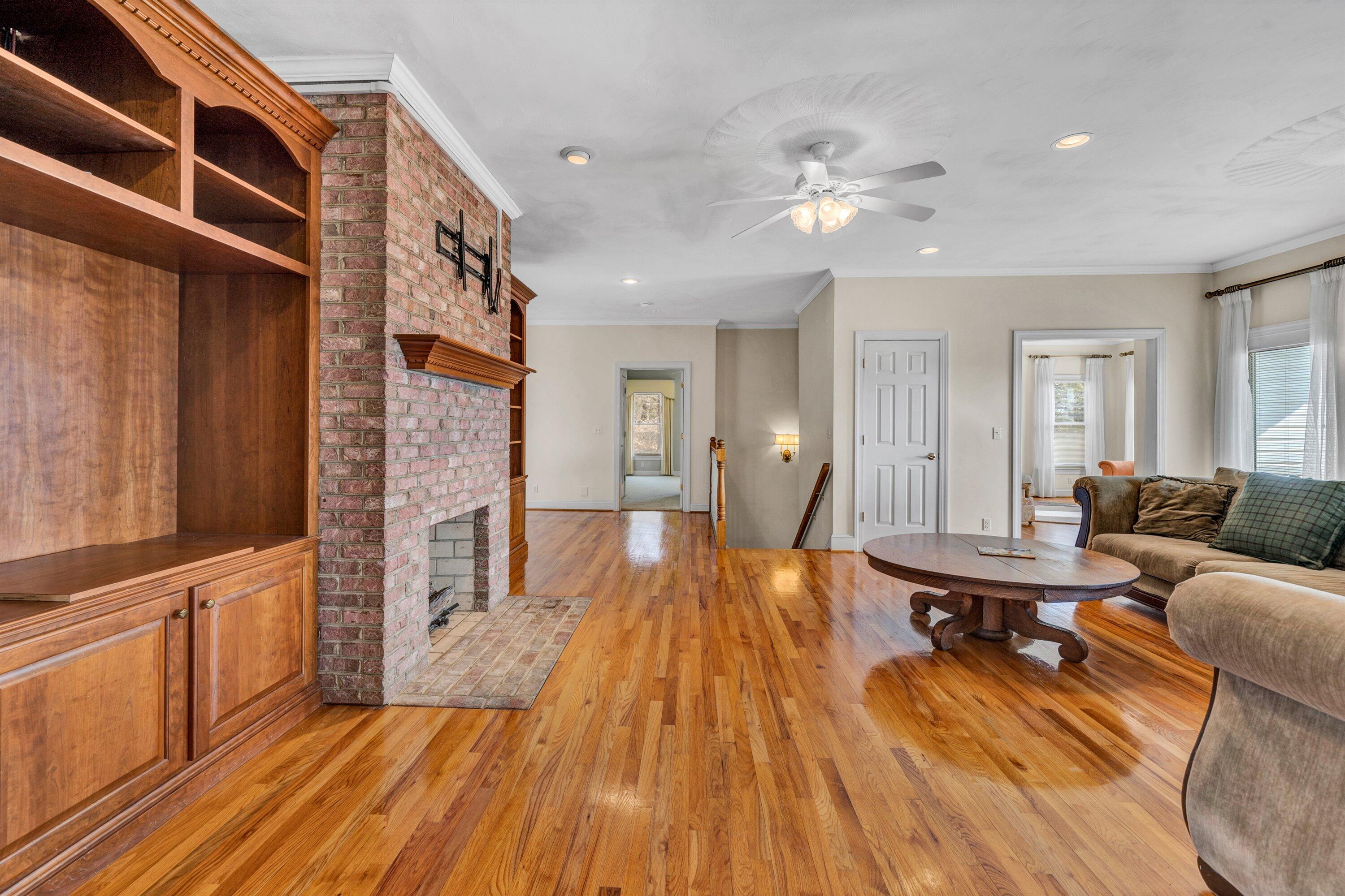 922 West Wind Road Fincastle, VA 24090 - Photo 25 of 85 25-Great Room 5