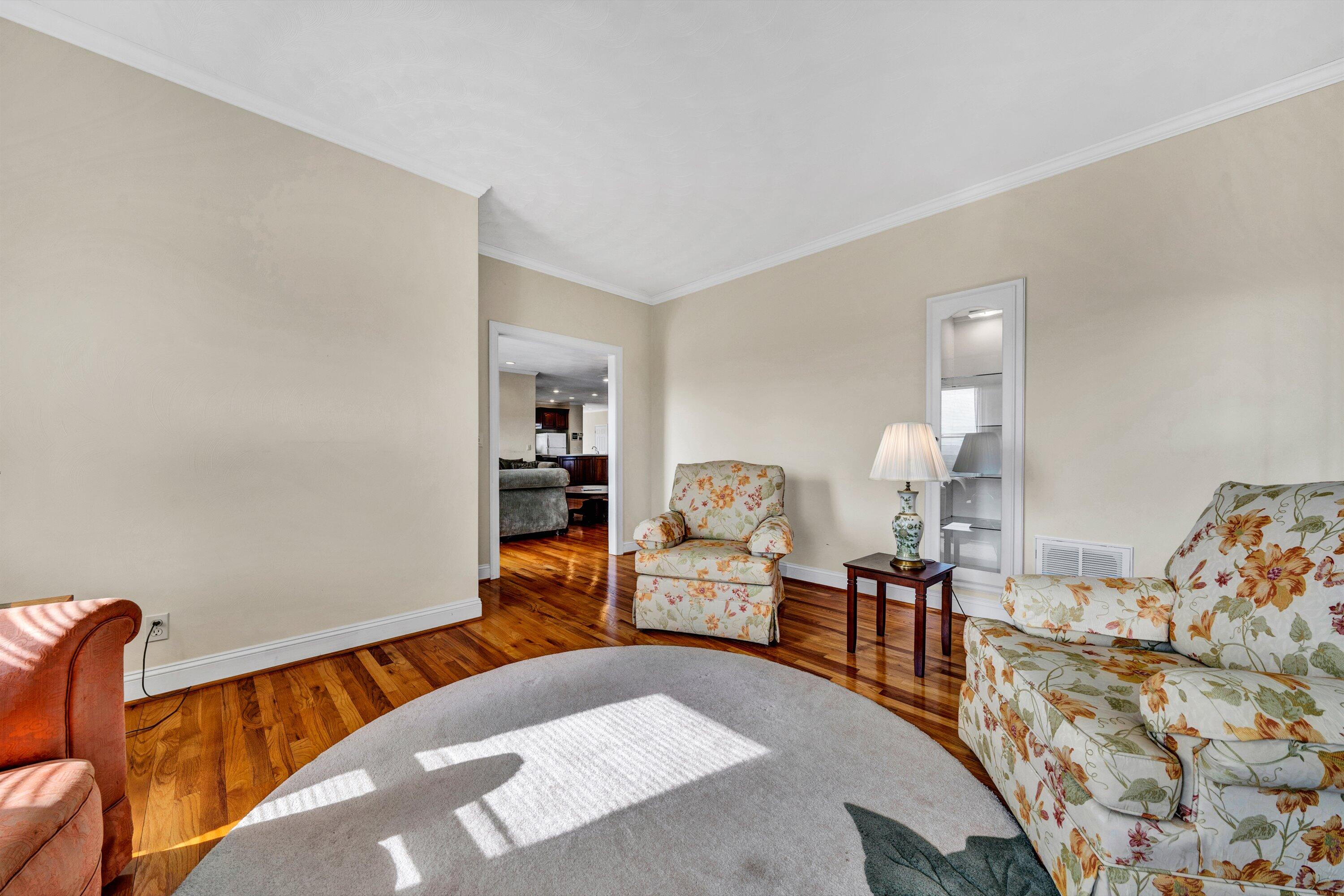 922 West Wind Road Fincastle, VA 24090 - Photo 36 of 85 36-Den 3