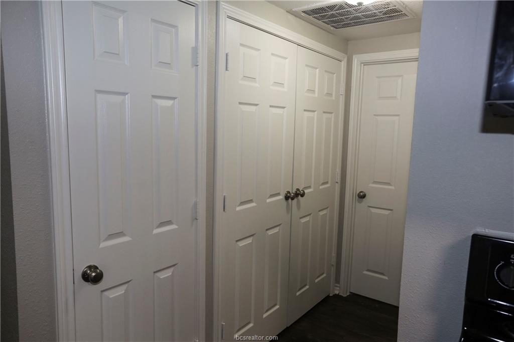 814 Mitchell Street Bryan, TX 77802 - Photo 12 of 14 a view of a bathroom