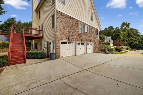 $595,000 | 5631 Shamrock Lane, Douglasville, GA 30135