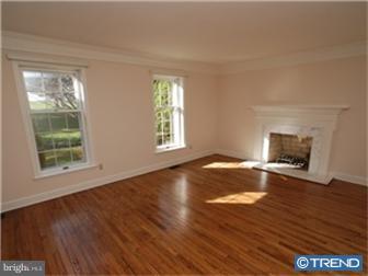 1047 Country Club Road West Chester, PA 19382 - Photo 3 of 12 Gallery Image 3
