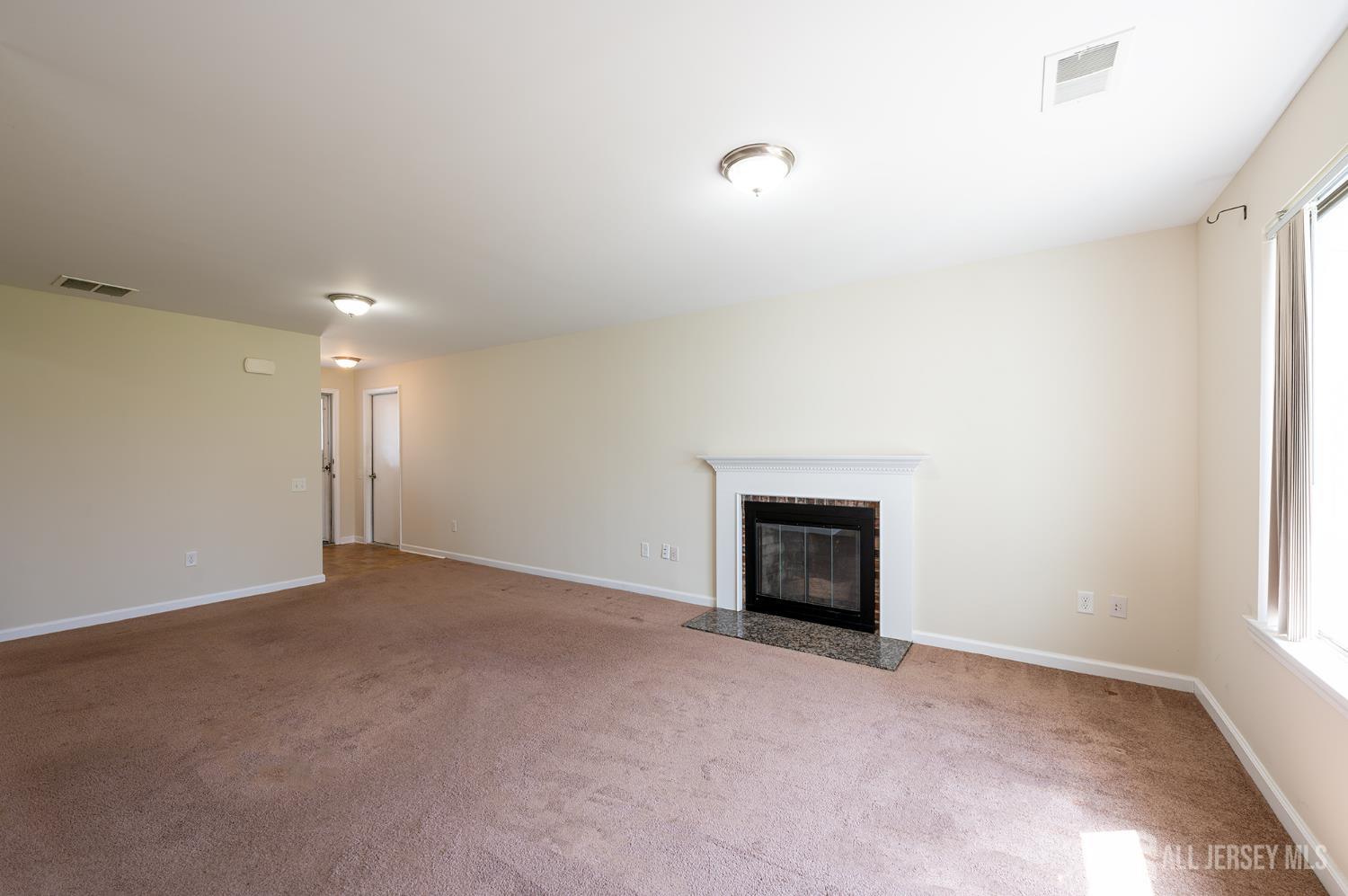 253 B Belmar Road Monroe Township, NJ 08831 - Photo 5 of 21