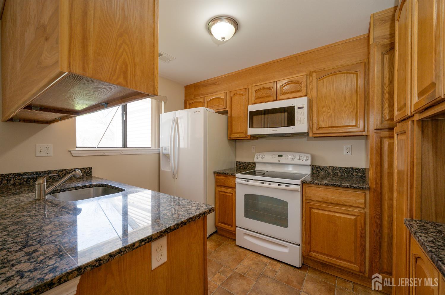 253 B Belmar Road Monroe Township, NJ 08831 - Photo 10 of 21