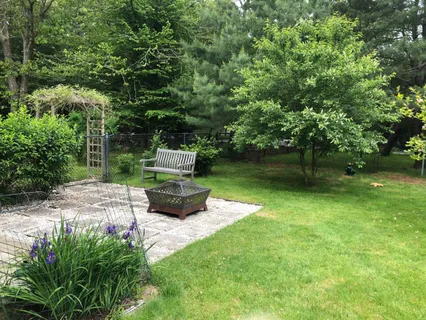 $1,851,000 | 121 Montauk Highway, Quogue, NY 11959