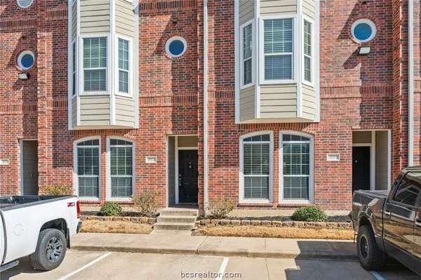 $334,500 | 1198 Jones-Butler Road, Unit 1002, College Station, TX 77840