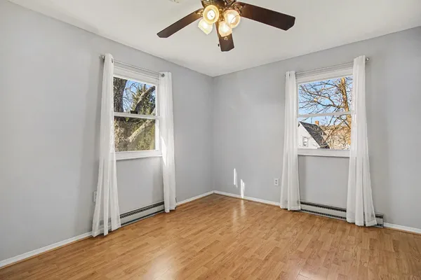 $250,000 | 527 Indiana Avenue, Aurora, IN 47001