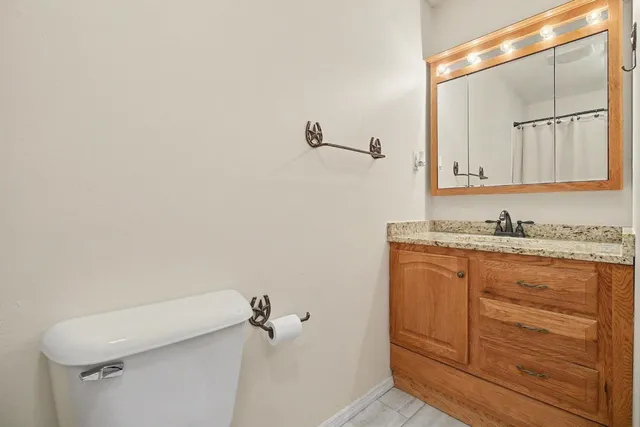 $260,000 | 527 Indiana Avenue, Aurora, IN 47001