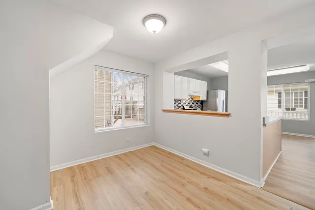 $2,200 | 321 West Whispering Oaks Lane, Unit 321, Round Lake, IL 60073