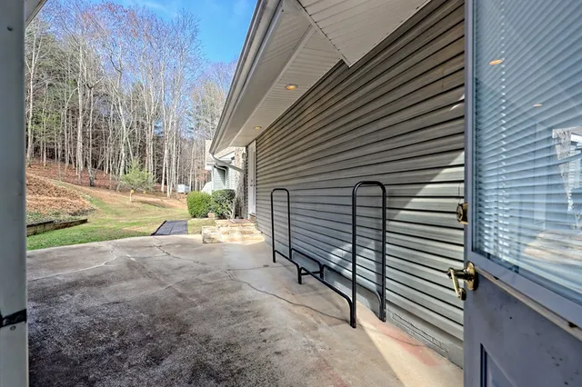 $485,000 | 5753 Jackson Lane, Young Harris, GA 30582