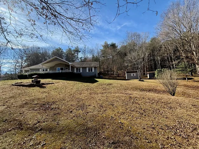 a view of entrance gate of the house