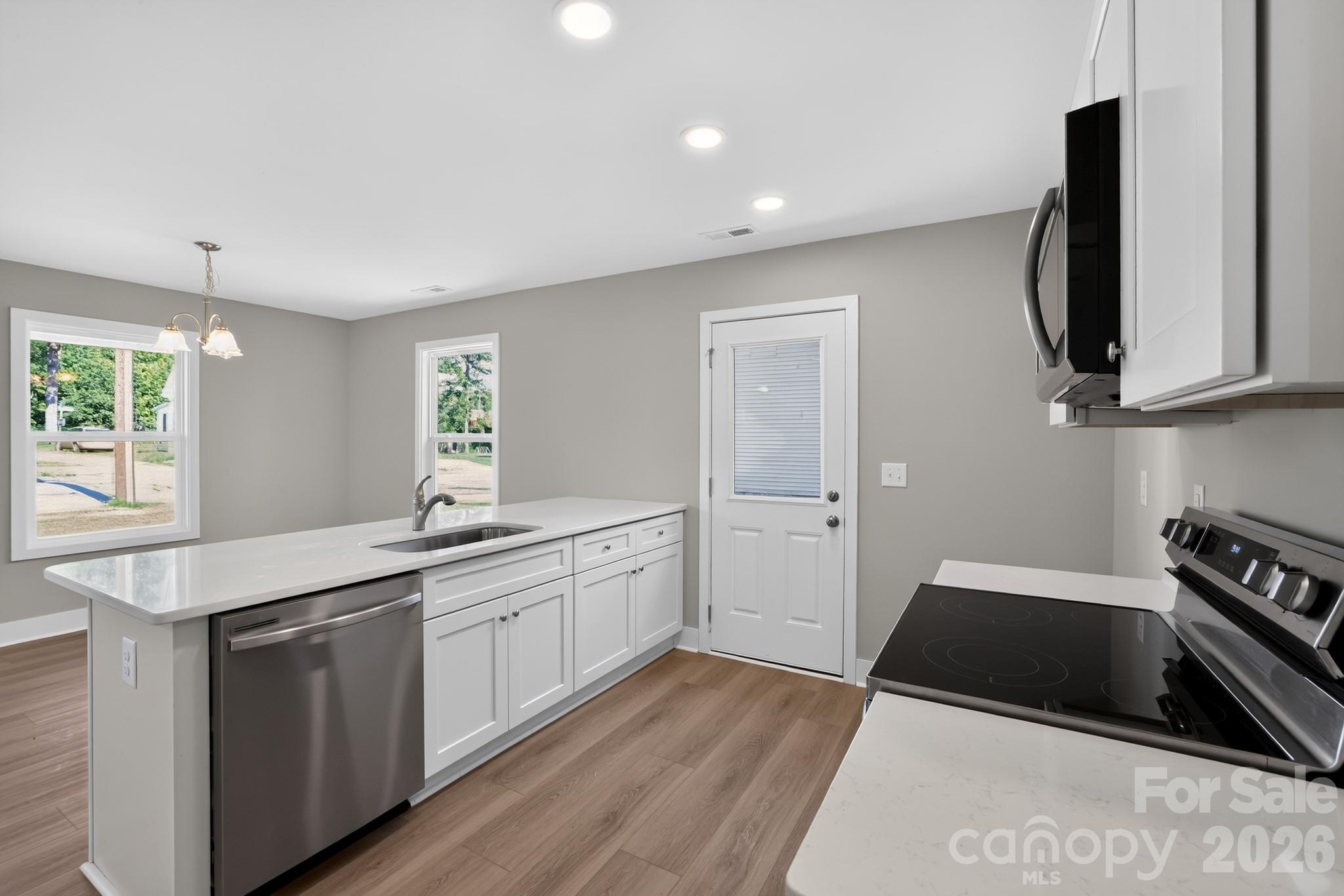 157 East 3rd Street Gaffney, SC 29340 - Photo 11 of 32