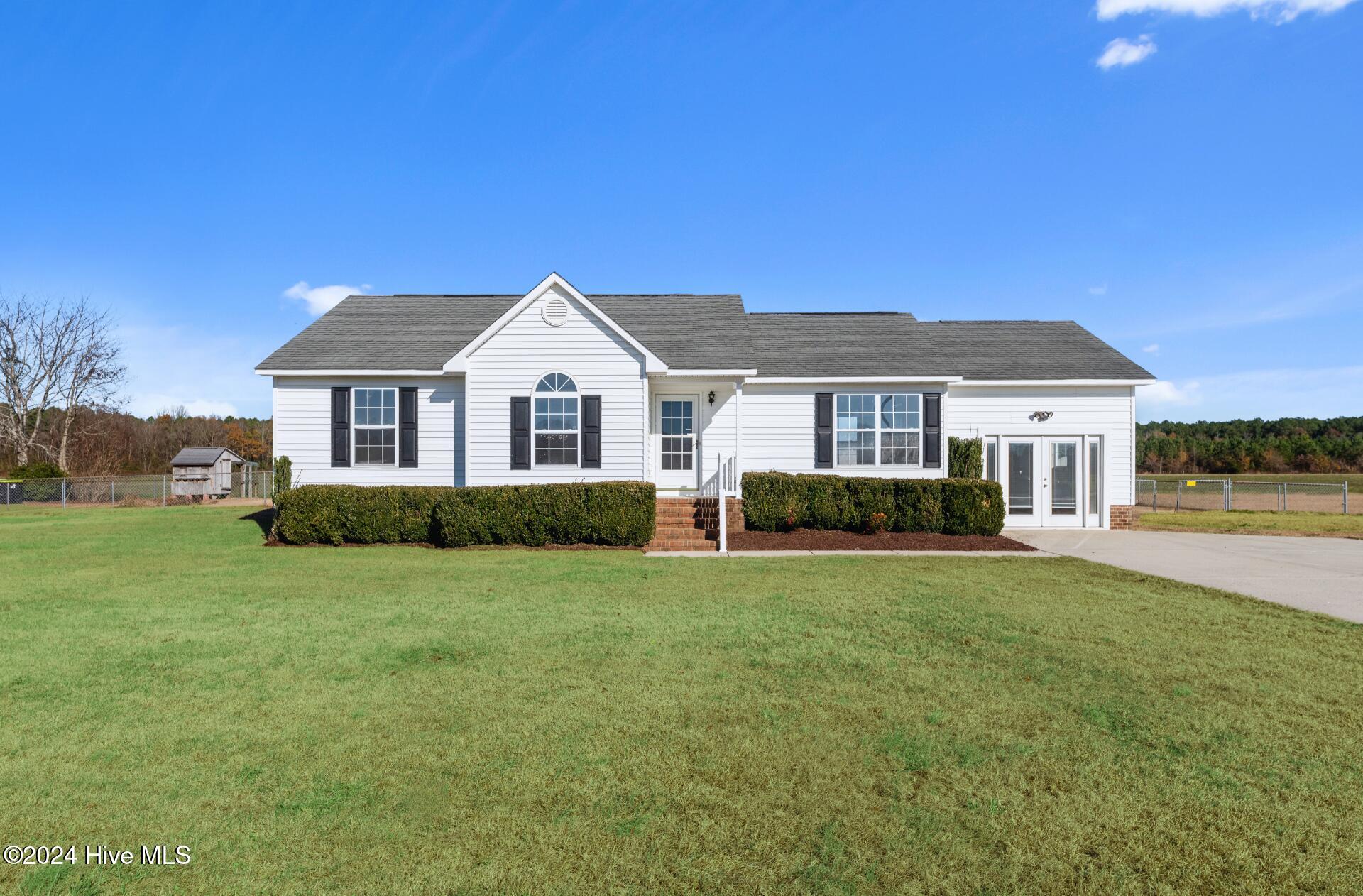 4572 Wyse Fork Road Dover, NC 28526 - Photo 1 of 29 21
