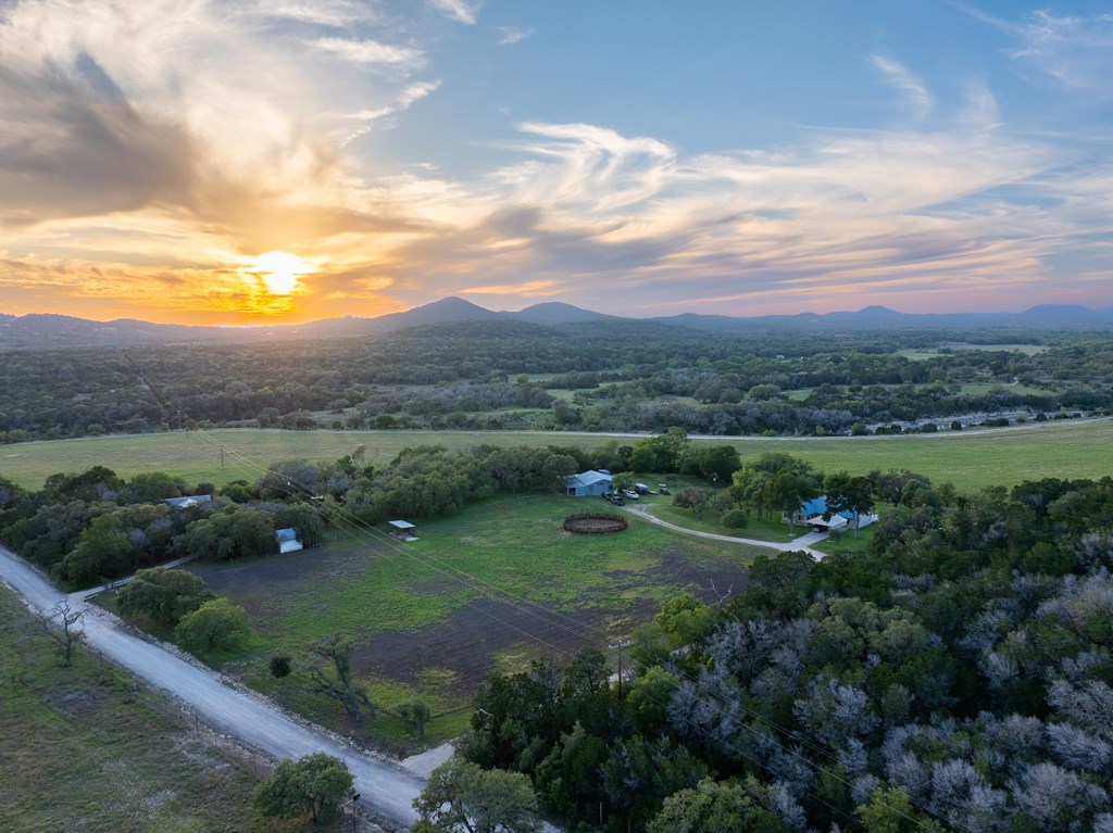 3273 Privilege Creek Road Pipe Creek, TX 78063 - Photo 20 of 58