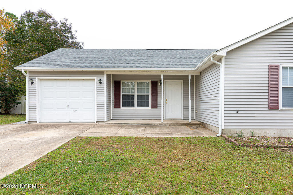 316 Running Road Jacksonville, NC 28546 - Photo 2 of 28 DSC_5034