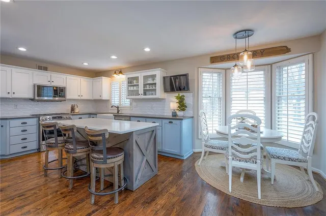 $725,000 | 19535 Birch Street, Stilwell, KS 66085