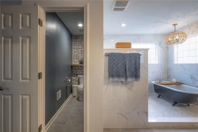 $725,000 | 19535 Birch Street, Stilwell, KS 66085