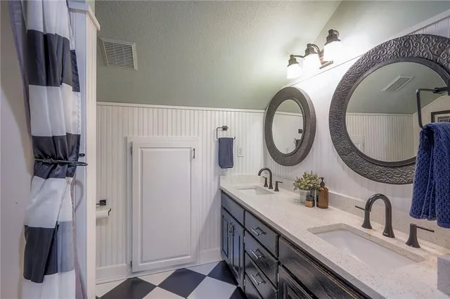 $725,000 | 19535 Birch Street, Stilwell, KS 66085