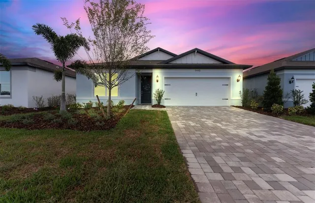 $411,070 | 9445 Daylight Drive, Parrish, FL 34219