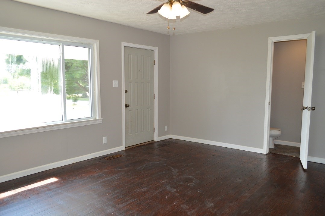 4894 No Name Road Anderson, IN 46017 - Photo 11 of 27 Gallery Image 11