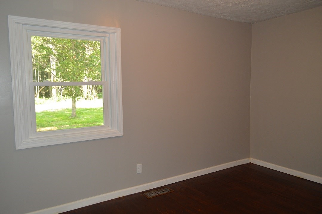 4894 No Name Road Anderson, IN 46017 - Photo 17 of 27 Gallery Image 17