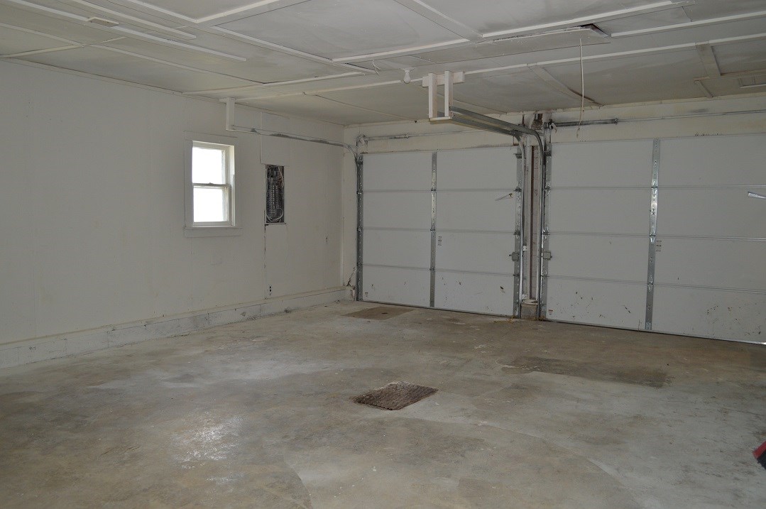 4894 No Name Road Anderson, IN 46017 - Photo 24 of 27 Gallery Image 24