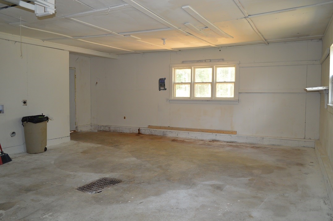 4894 No Name Road Anderson, IN 46017 - Photo 25 of 27 Gallery Image 25