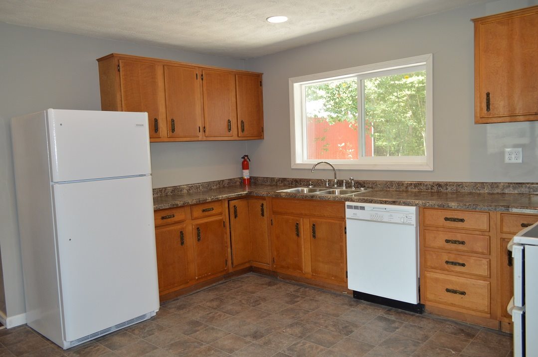 4894 No Name Road Anderson, IN 46017 - Photo 6 of 27 Gallery Image 6