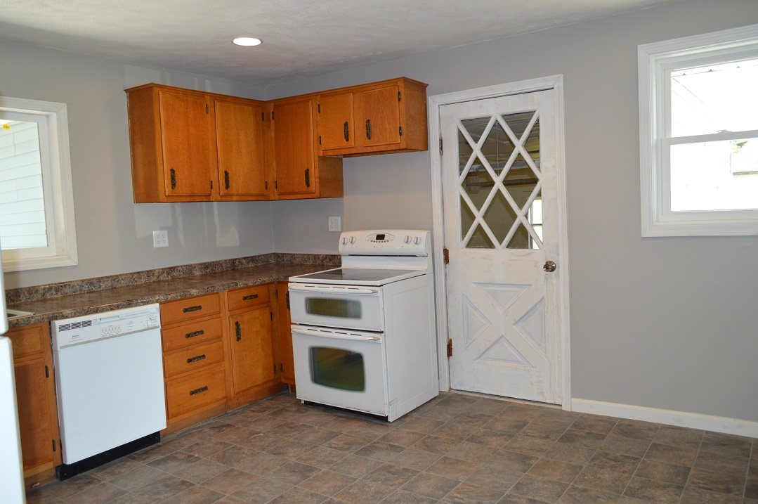 4894 No Name Road Anderson, IN 46017 - Photo 10 of 27 Gallery Image 10