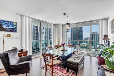 $775,000 | 1250 South Miami Avenue, Unit 3206, Miami, FL 33130