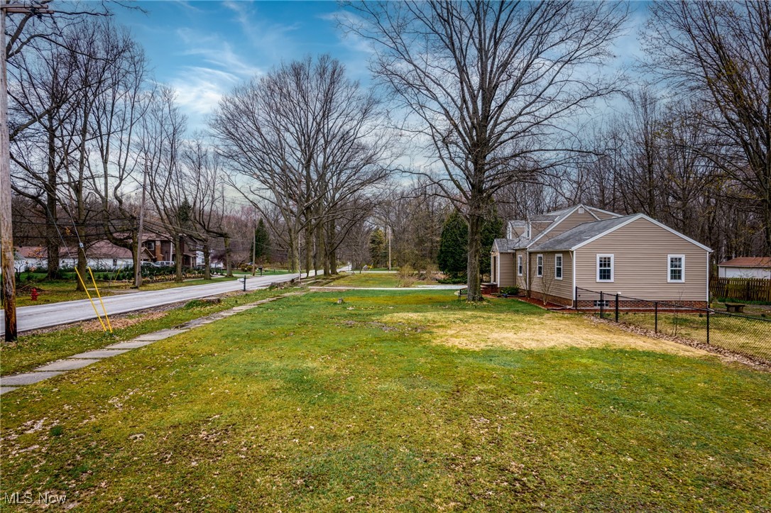 28575 White Road Wickliffe, OH 44092 - Photo 47 of 49 View of yard with fence