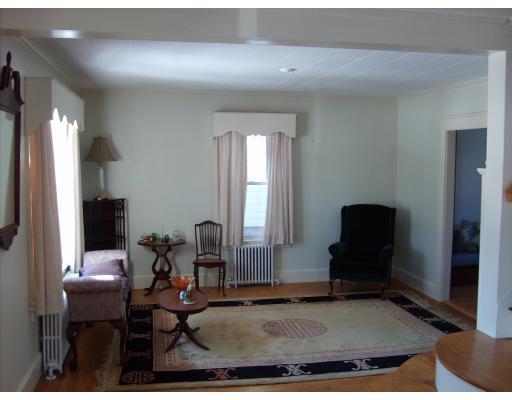 161 Butman Road Lowell, MA 01852 - Photo 4 of 17 Gallery Image 4
