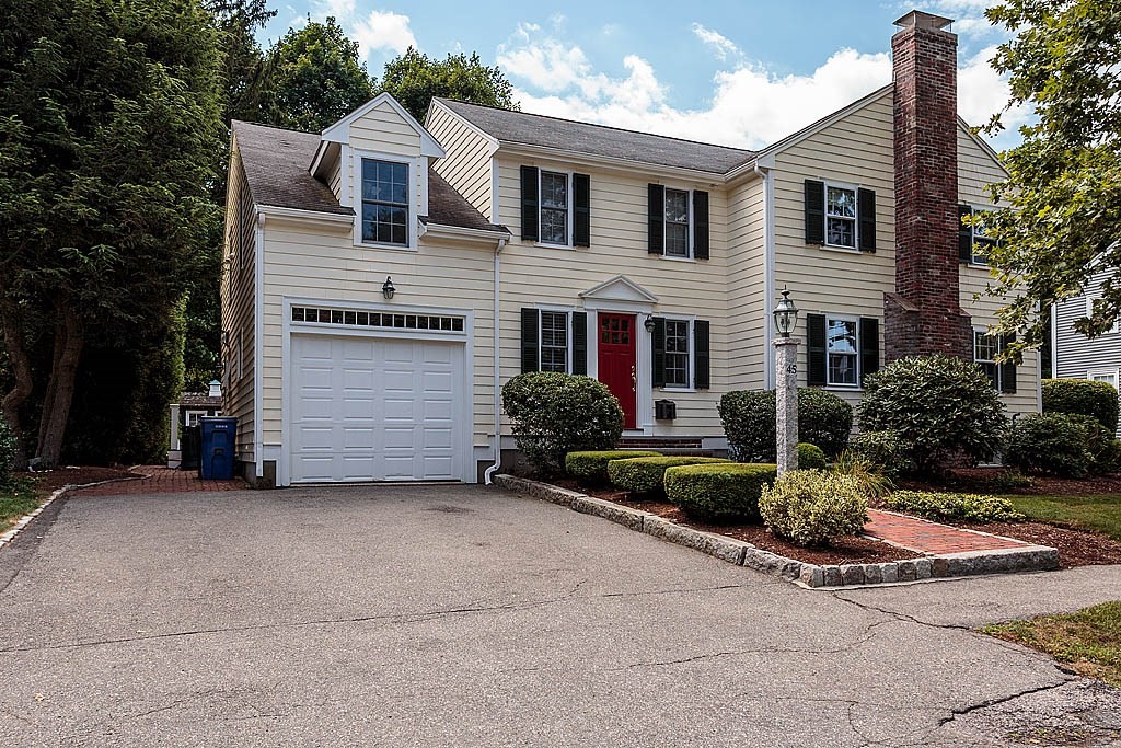 45 Coolidge Road Milton, MA 02186 - Photo 2 of 32