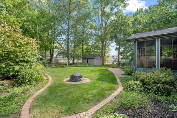 $550,000 | 61271 Lenawee Road, Cassopolis, MI 49031