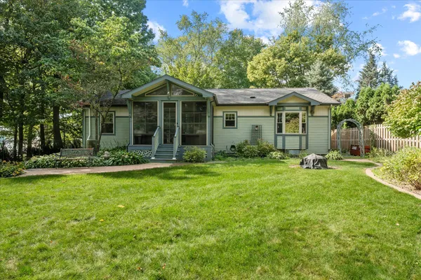 $550,000 | 61271 Lenawee Road, Cassopolis, MI 49031