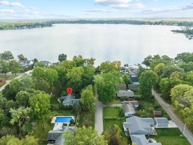 $699,000 | 61271 Lenawee Road, Cassopolis, MI 49031