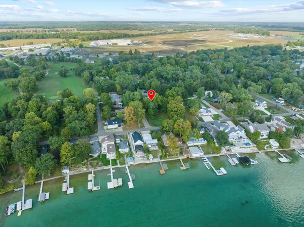 $550,000 | 61271 Lenawee Road, Cassopolis, MI 49031